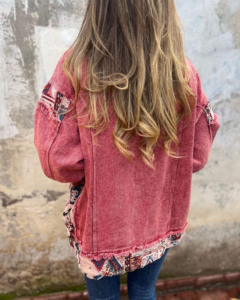 Eva – Casualowa kurtka dżinsowa