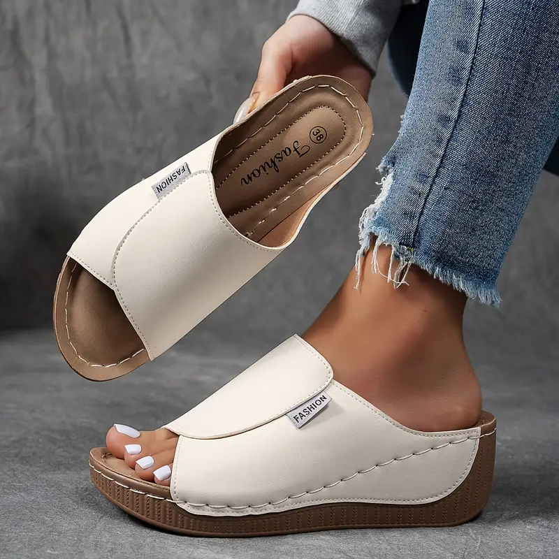Comfortabele slippers met ondersteuning voor de voetboog - Effen damessandalen - Ademend