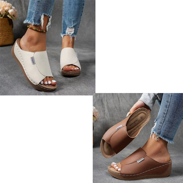 Comfortabele slippers met ondersteuning voor de voetboog - Effen damessandalen - Ademend