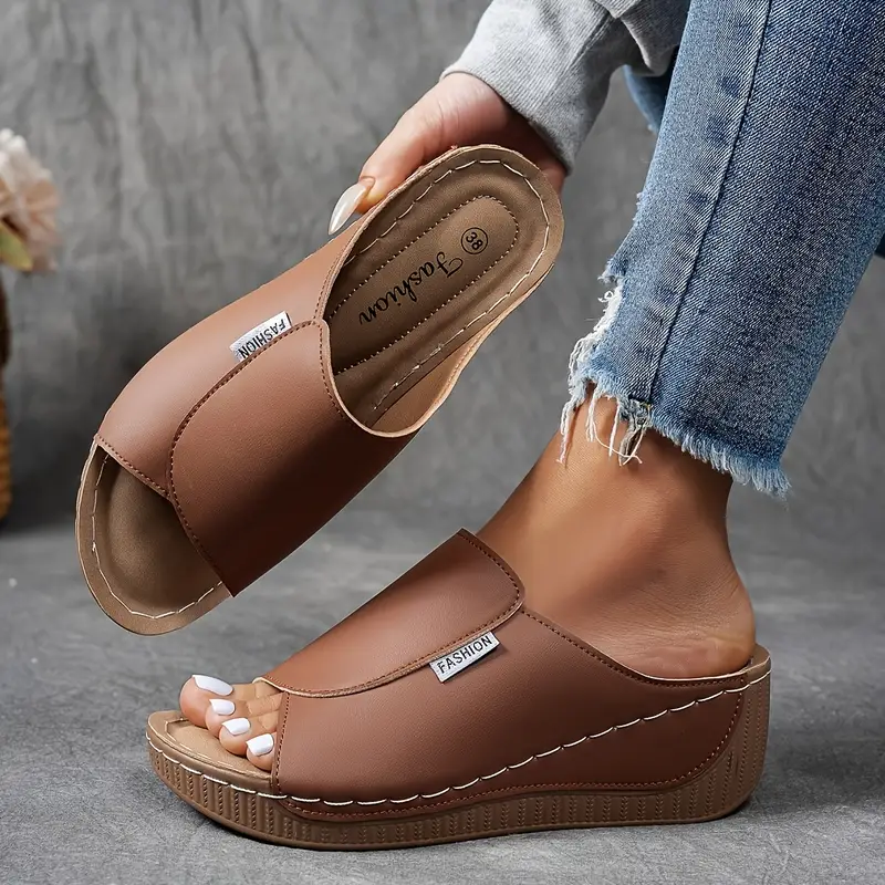 Comfortabele slippers met ondersteuning voor de voetboog - Effen damessandalen - Ademend