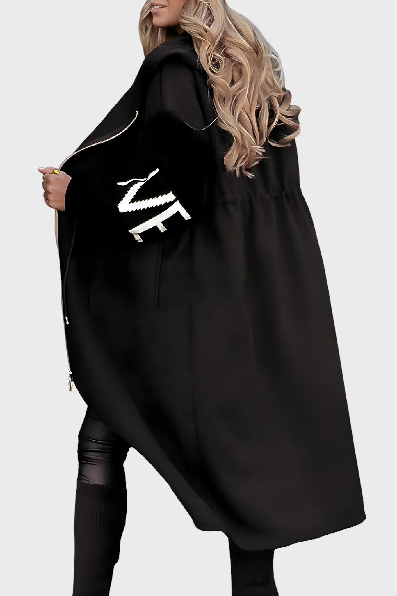 Sara™ | Kurtka z Charakterem